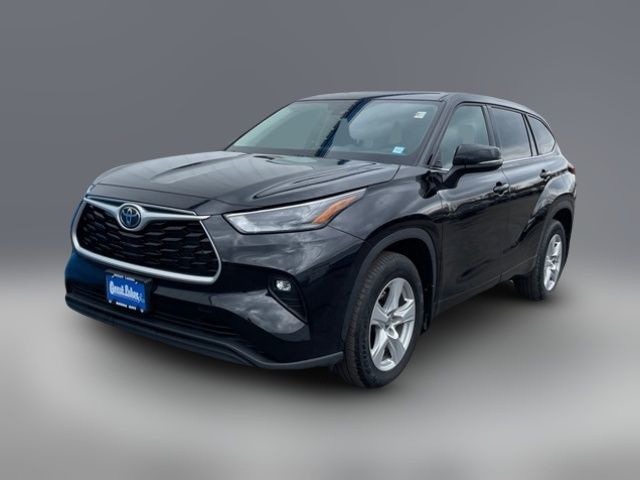 2022 Toyota Highlander LE