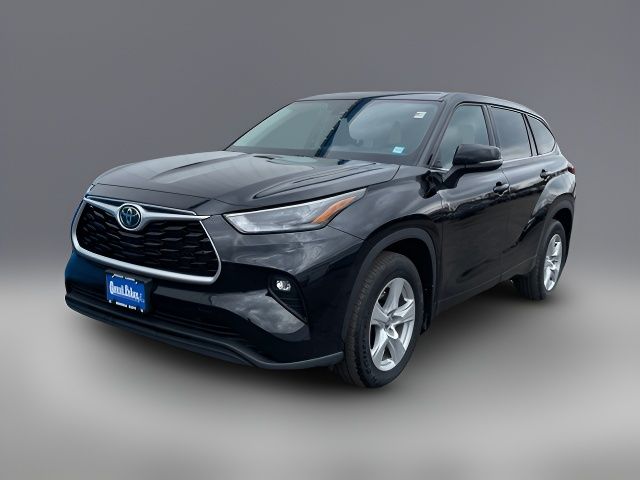 2022 Toyota Highlander LE