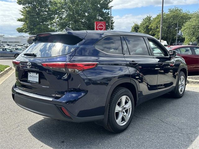 2022 Toyota Highlander LE