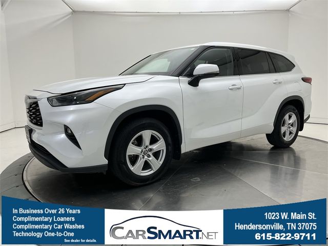 2022 Toyota Highlander LE