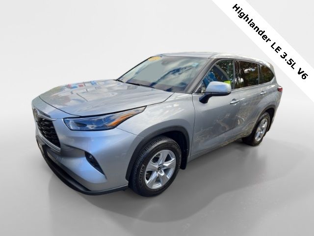 2022 Toyota Highlander LE