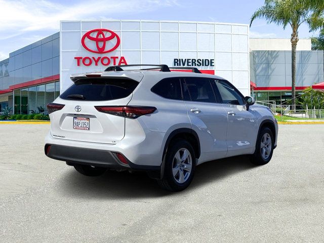 2022 Toyota Highlander LE