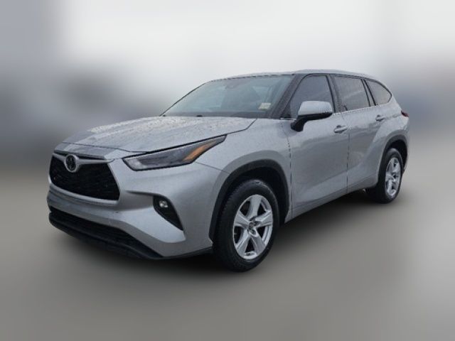 2022 Toyota Highlander LE