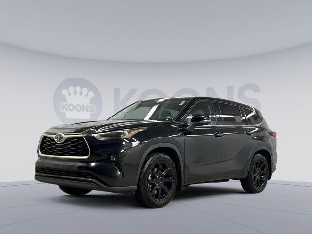 2022 Toyota Highlander LE