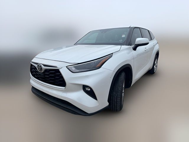 2022 Toyota Highlander LE