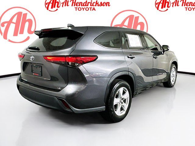 2022 Toyota Highlander LE