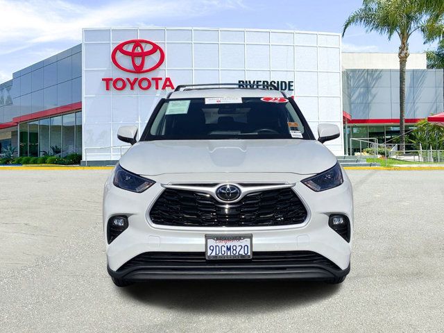 2022 Toyota Highlander LE