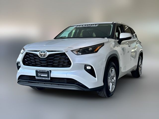 2022 Toyota Highlander LE