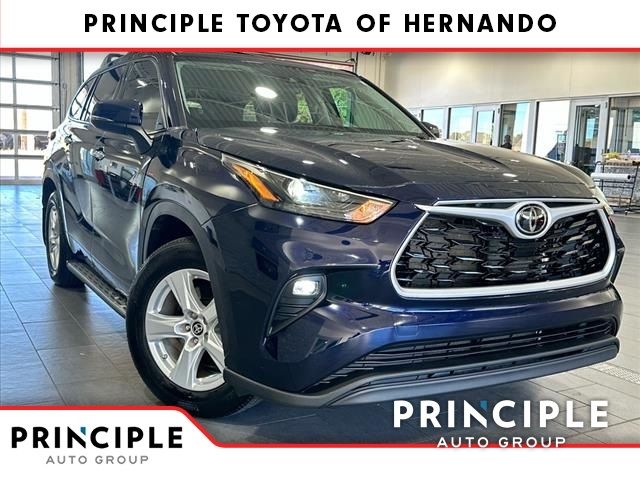 2022 Toyota Highlander LE