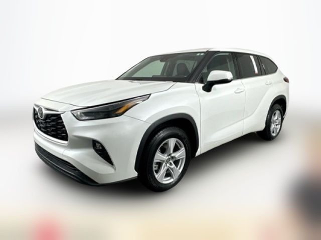 2022 Toyota Highlander LE