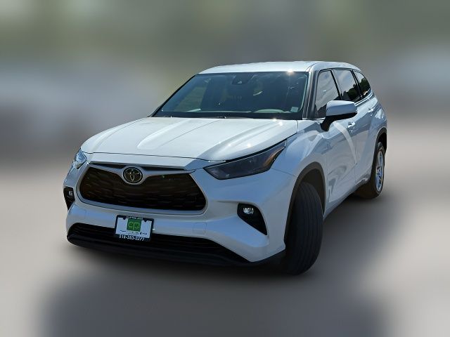 2022 Toyota Highlander LE