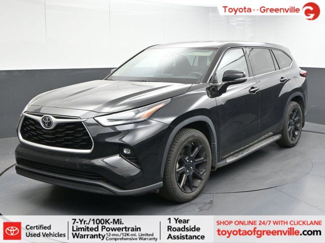 2022 Toyota Highlander LE