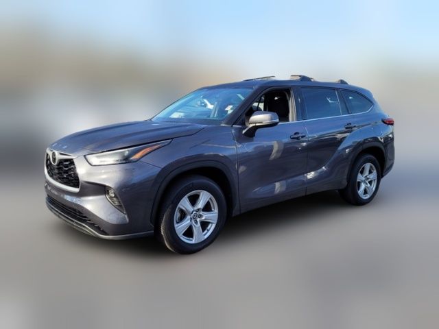 2022 Toyota Highlander LE