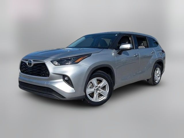 2022 Toyota Highlander LE