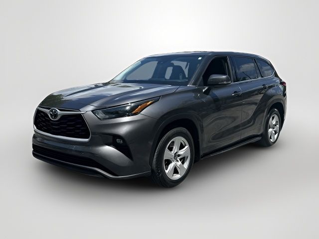 2022 Toyota Highlander LE