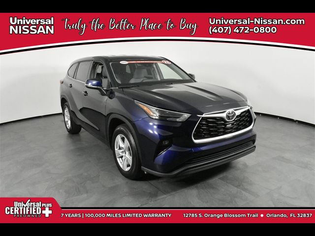 2022 Toyota Highlander LE