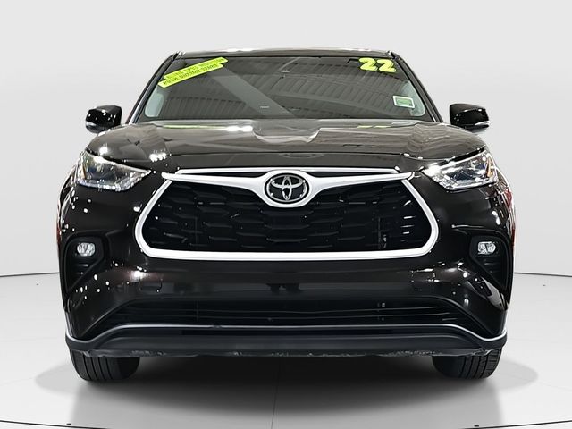 2022 Toyota Highlander LE