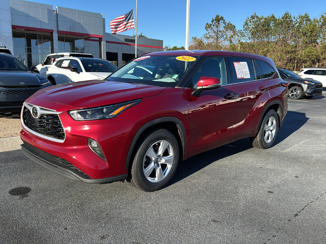 2022 Toyota Highlander LE