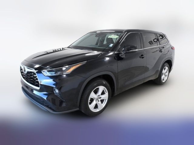 2022 Toyota Highlander LE