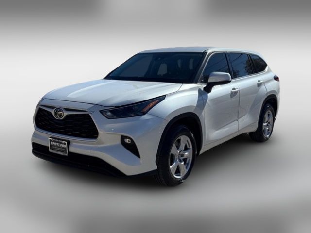 2022 Toyota Highlander LE