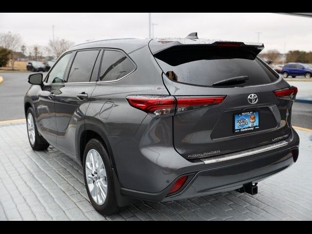 2022 Toyota Highlander Limited