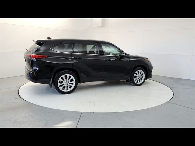 2022 Toyota Highlander Limited