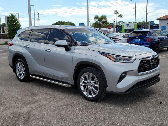 2022 Toyota Highlander Limited