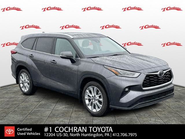 2022 Toyota Highlander Limited