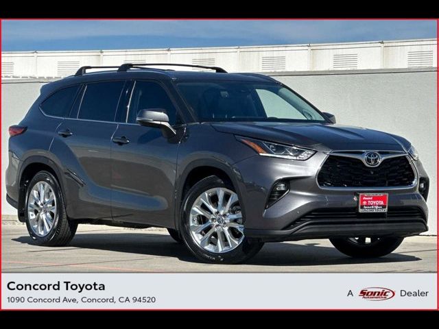 2022 Toyota Highlander Limited