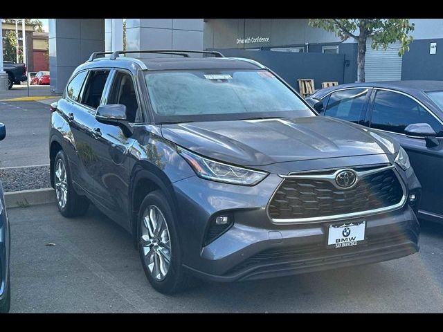 2022 Toyota Highlander Limited