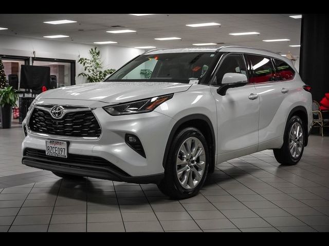 2022 Toyota Highlander Limited