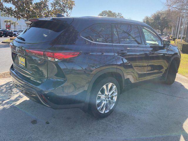 2022 Toyota Highlander Limited