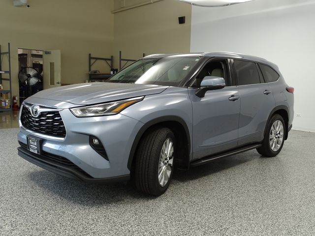 2022 Toyota Highlander Limited