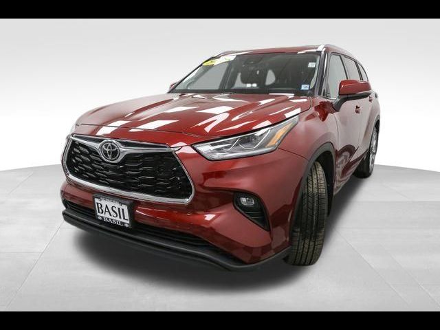 2022 Toyota Highlander Limited