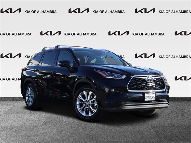 2022 Toyota Highlander Limited