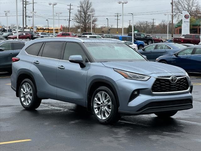 2022 Toyota Highlander Limited