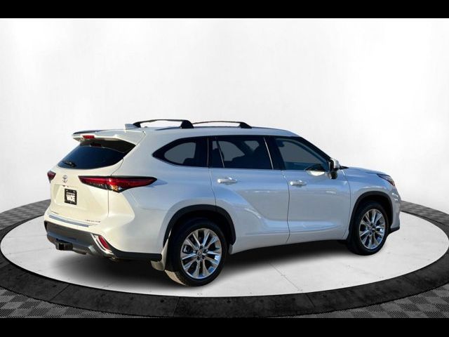 2022 Toyota Highlander Limited