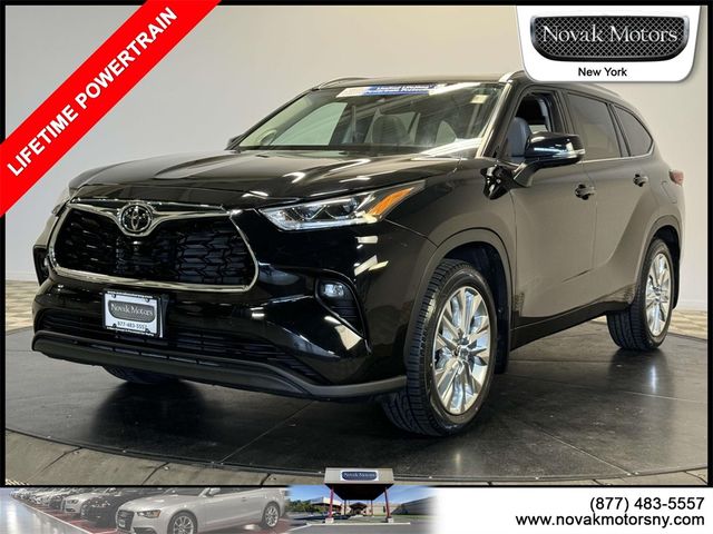 2022 Toyota Highlander Limited