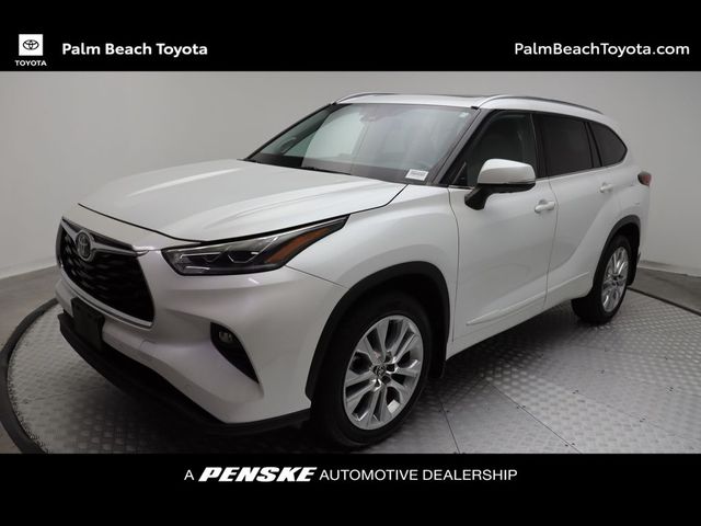 2022 Toyota Highlander Limited