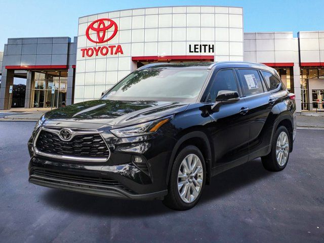 2022 Toyota Highlander Limited