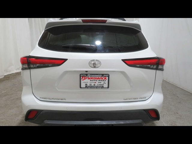 2022 Toyota Highlander Limited