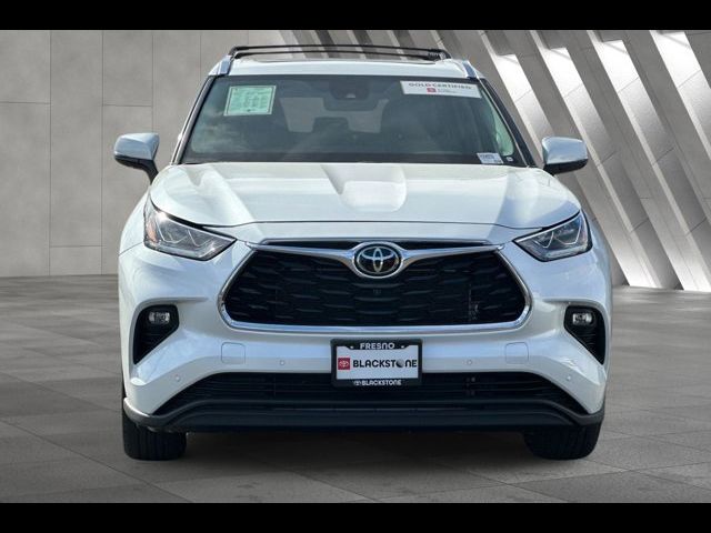 2022 Toyota Highlander Limited