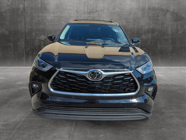 2022 Toyota Highlander Limited