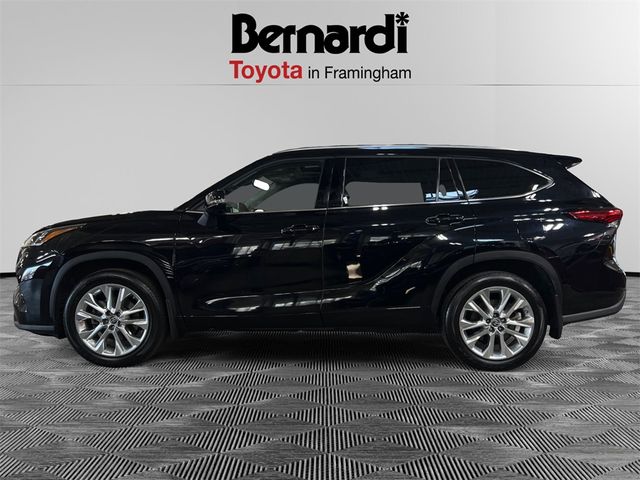 2022 Toyota Highlander Limited