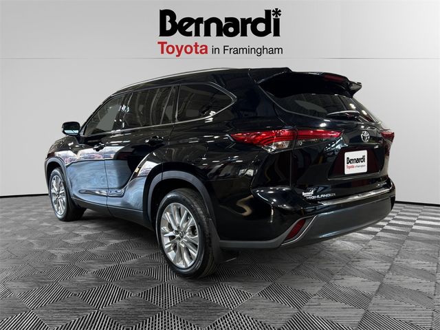 2022 Toyota Highlander Limited