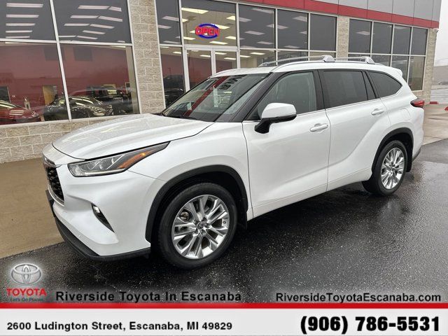 2022 Toyota Highlander Limited