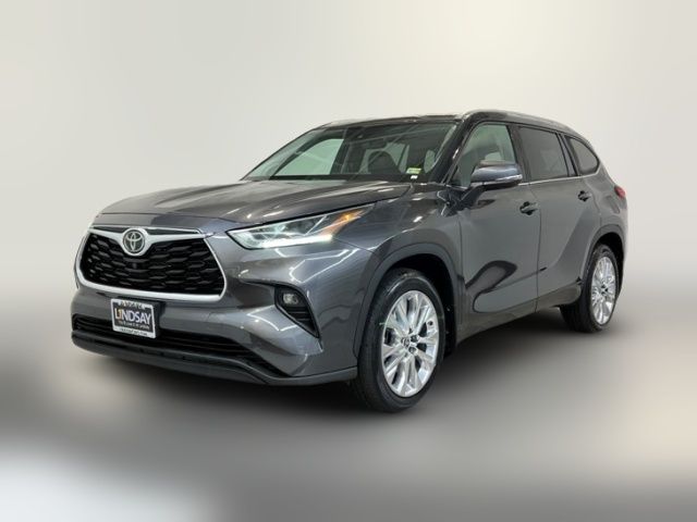 2022 Toyota Highlander Limited