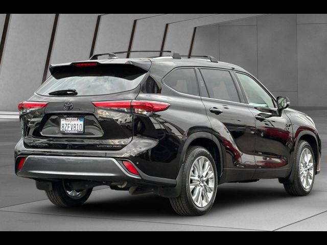 2022 Toyota Highlander Limited