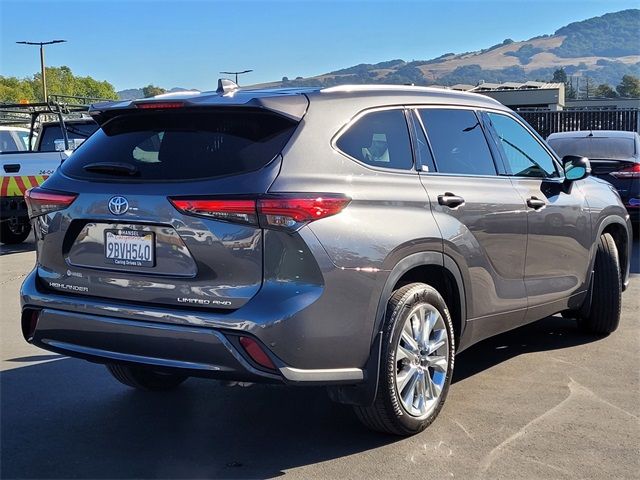 2022 Toyota Highlander Limited