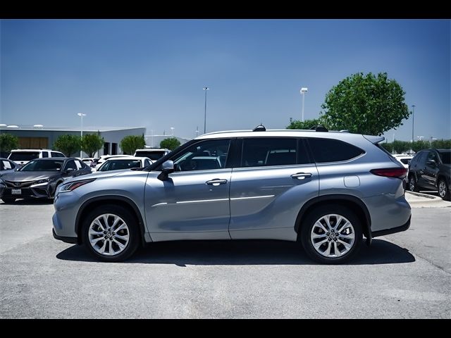 2022 Toyota Highlander Limited